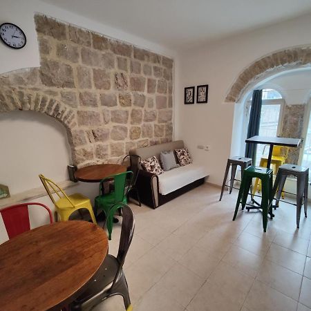 Private Hostel - Best Location Baitulmaqdis Luaran gambar